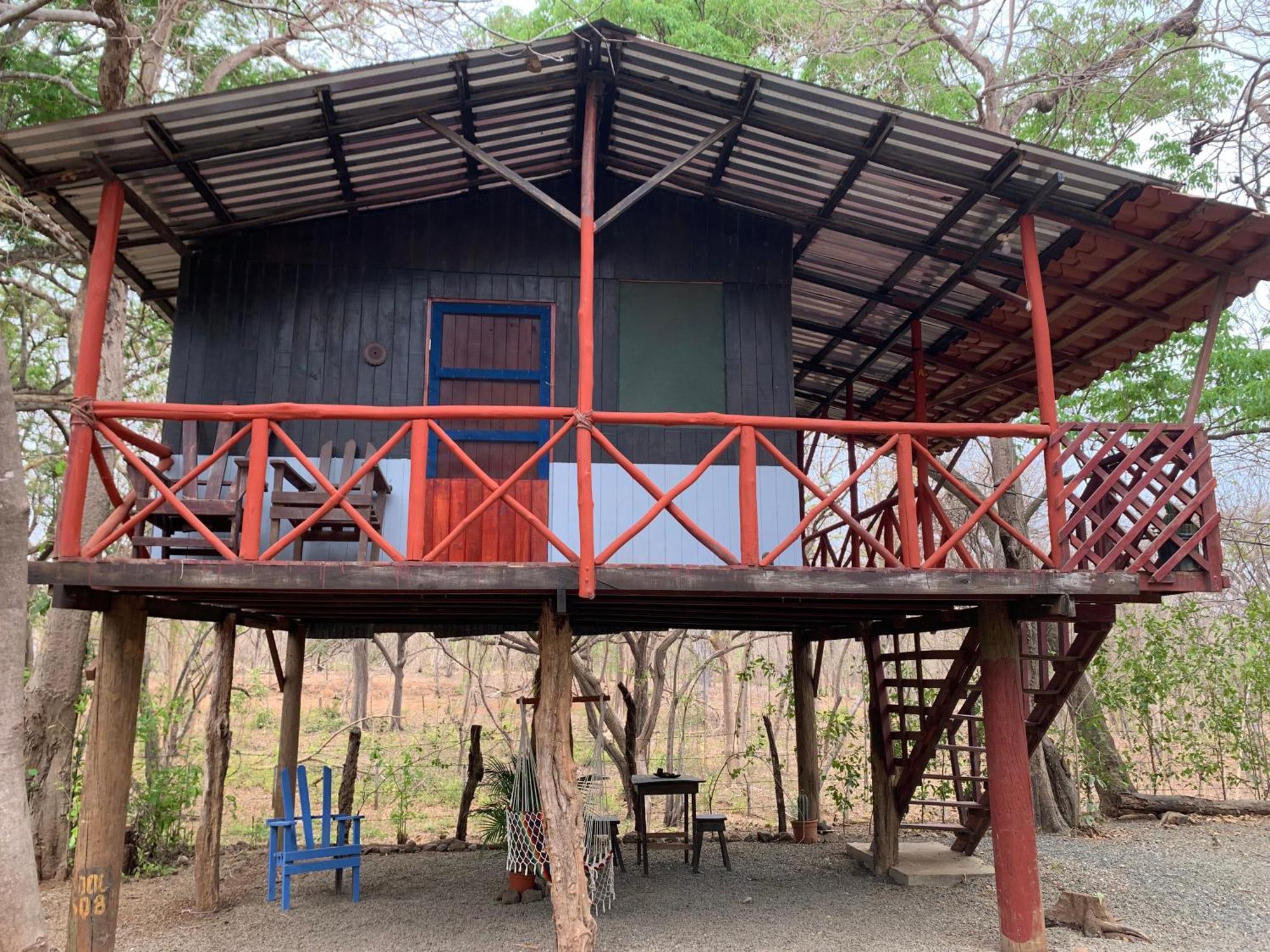 Nieves Surf Hostel And Camping Playa Avellana Exterior photo
